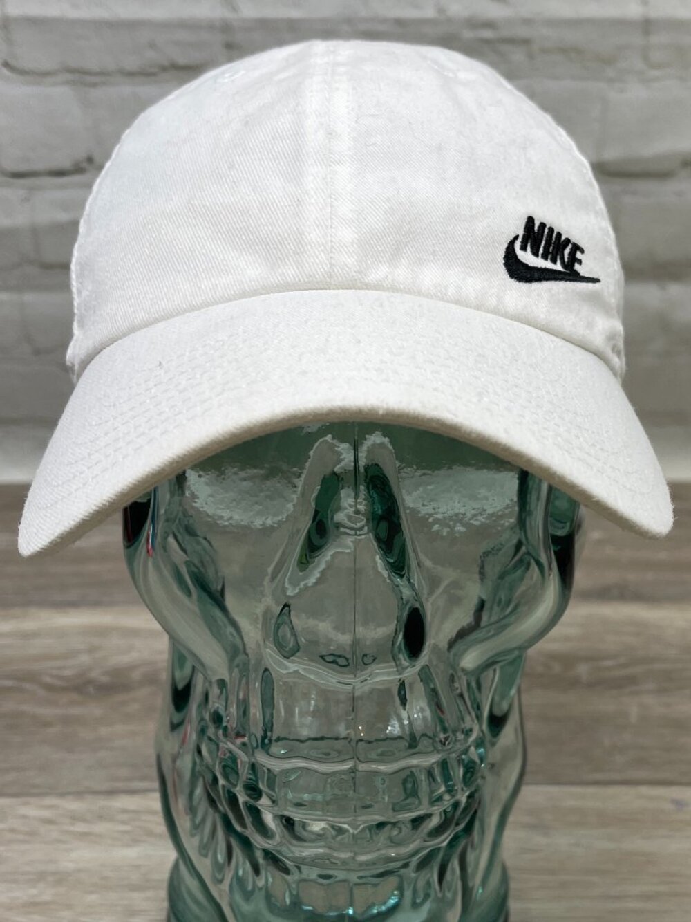 NIKE S1ZE HERITAGE 86 STRAP BACK HAT / CAP
